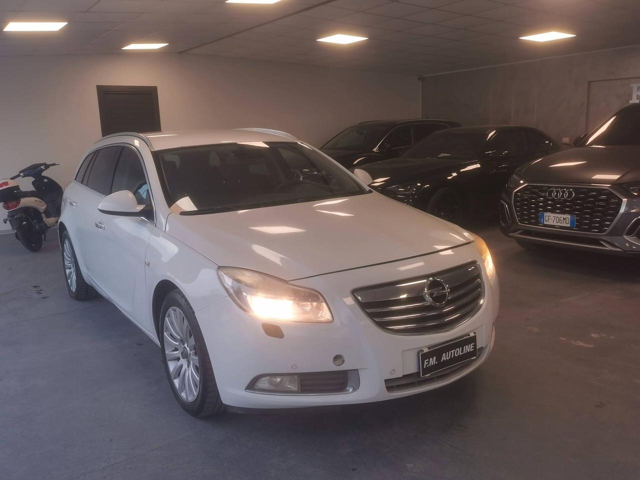 Opel Insignia 2.0 CDTI Sports Tourer aut. Cosmo 2010