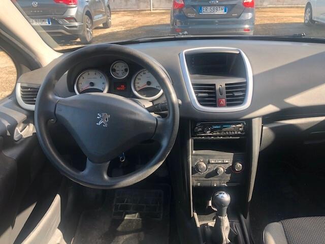 Peugeot 207 1.4 8V 75CV 5p. X Line ECO GPL
