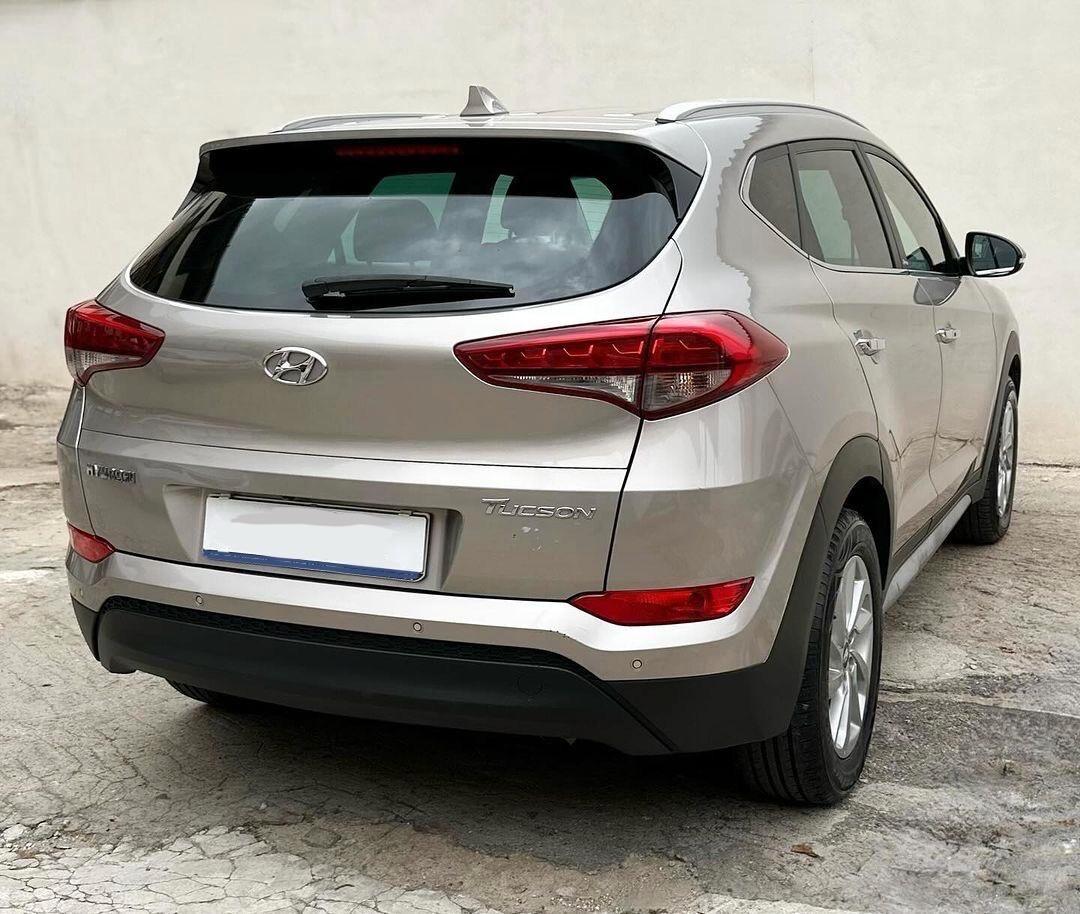 Hyundai Tucson 1.7 CRDi DCT XPossible