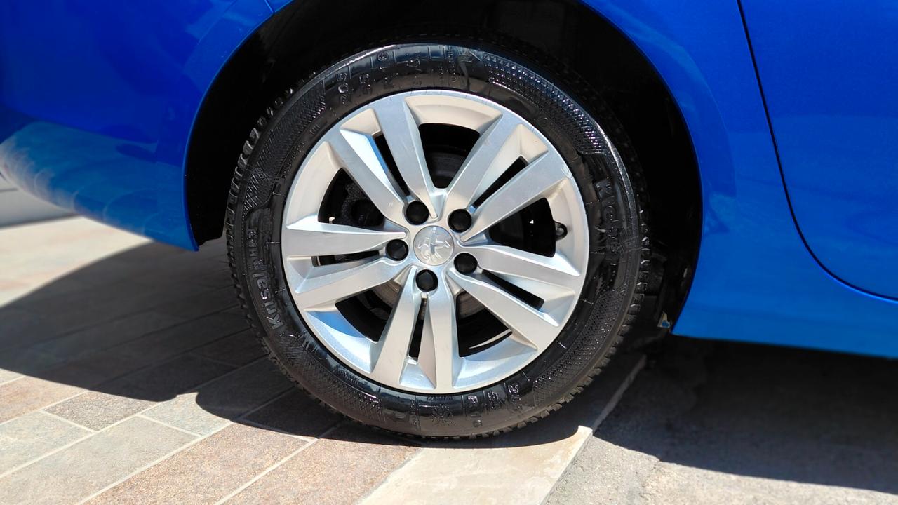 Peugeot 308 BlueHDi 100 S&S SW Business Navi