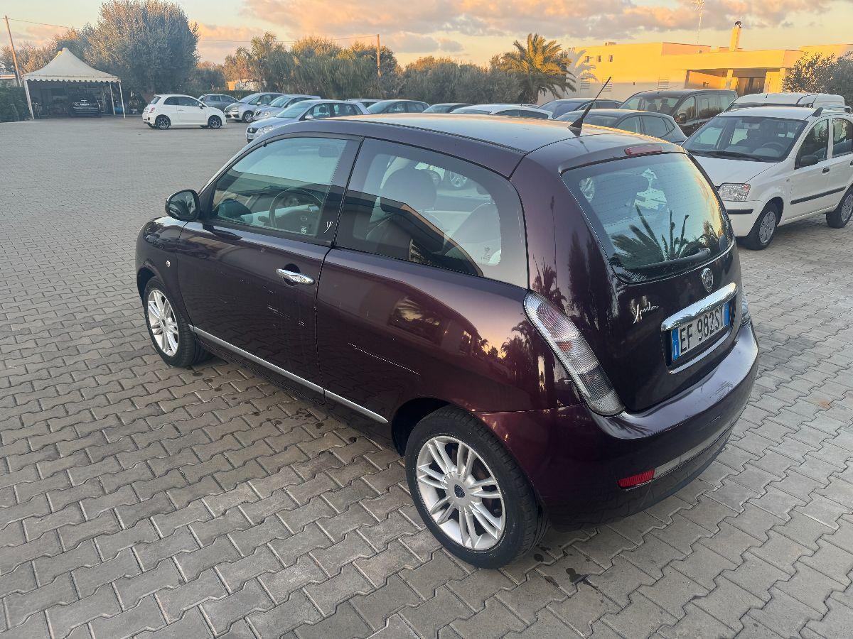 LANCIA Ypsilon 1.2 Platino 8V