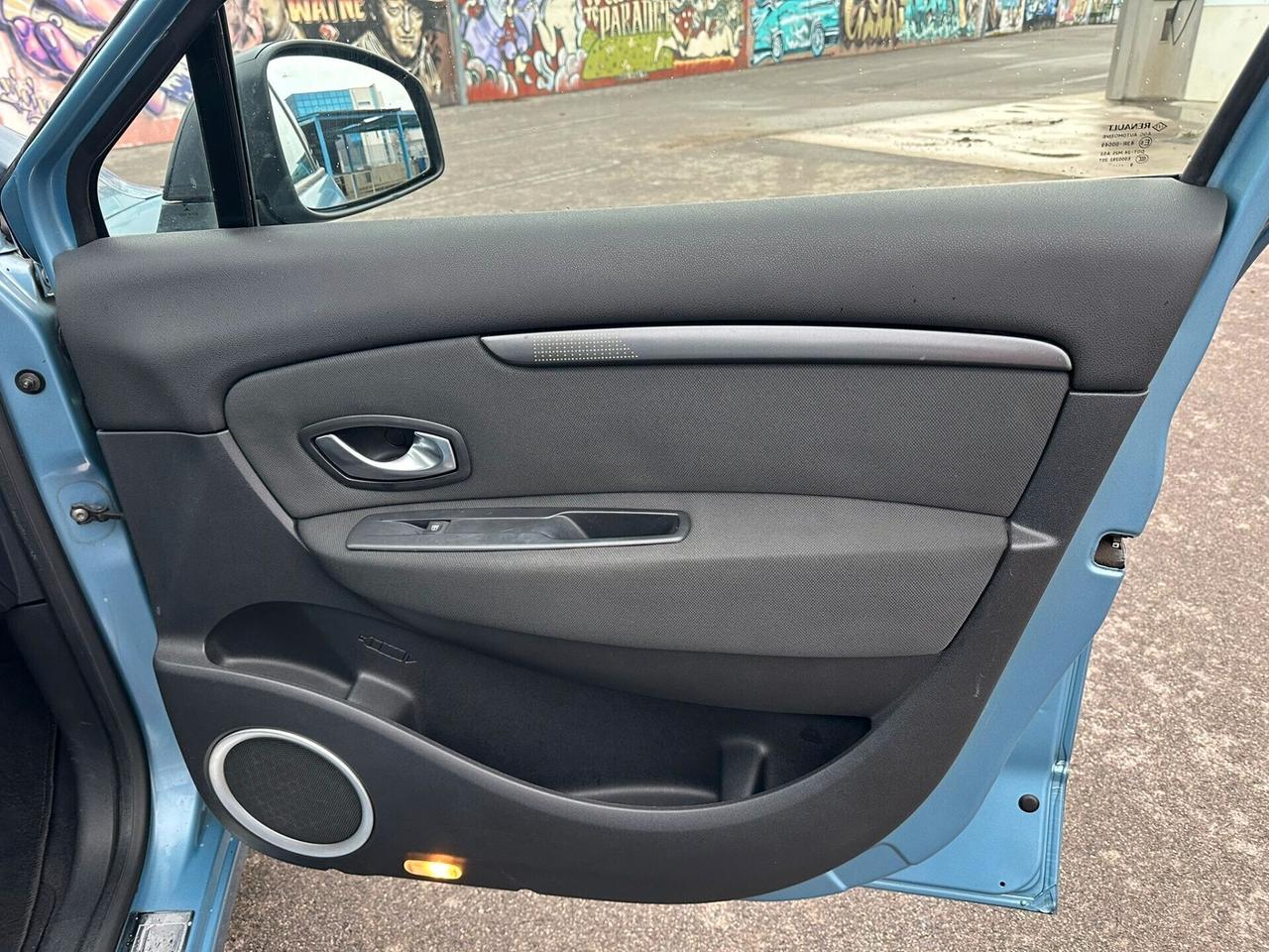 Renault Scenic Scénic 1.9 dCi 130CV Dynamique