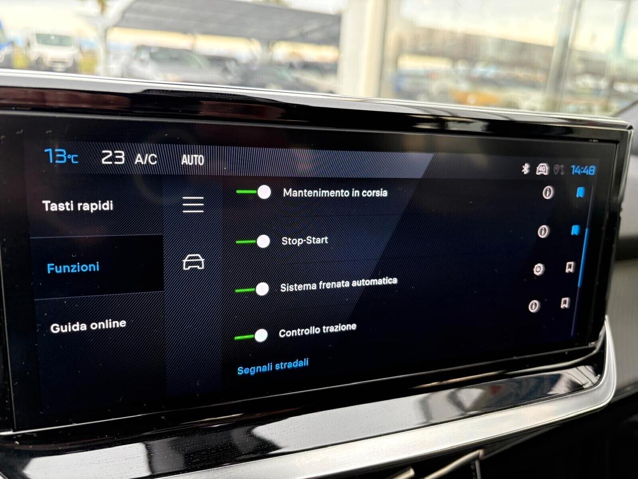 Peugeot 2008 ALLURE PureTech 100 6mt SPOTICAR