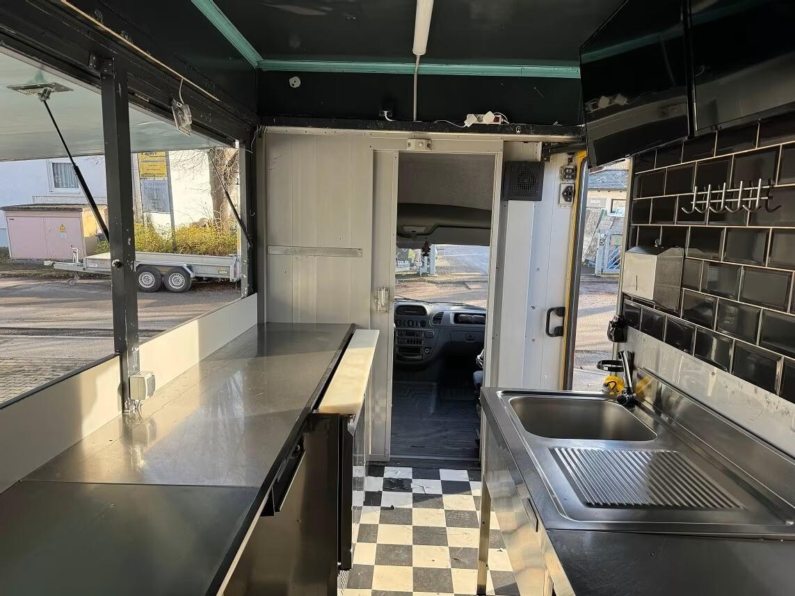 Food truck Mercedes 308 CDI