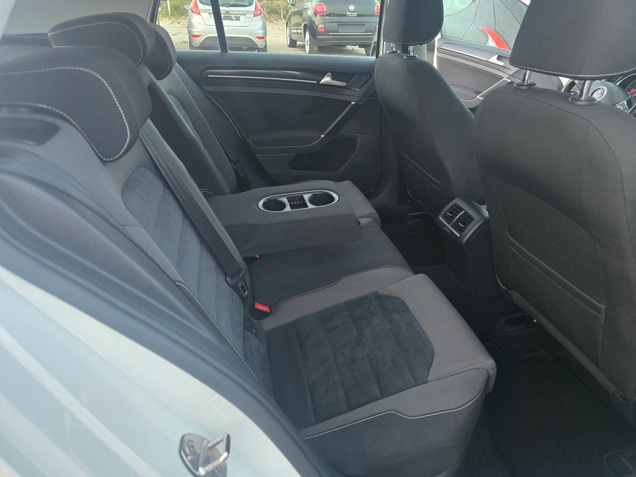 Volkswagen Golf 1.6 TDI 110 CV 5p. Business BlueMotion Technology