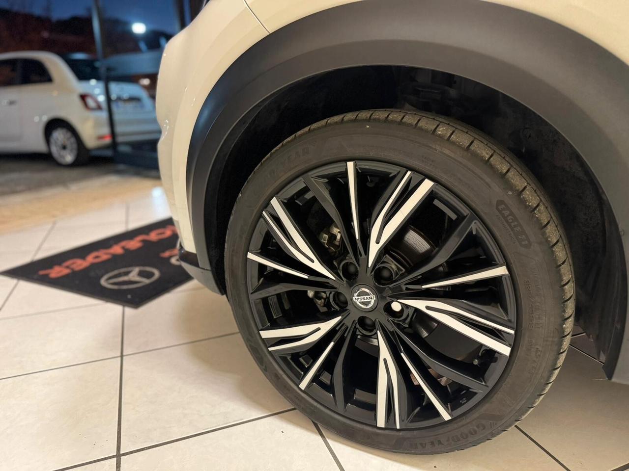 Nissan Juke 1.0 DIG-T 114 CV N-Connecta