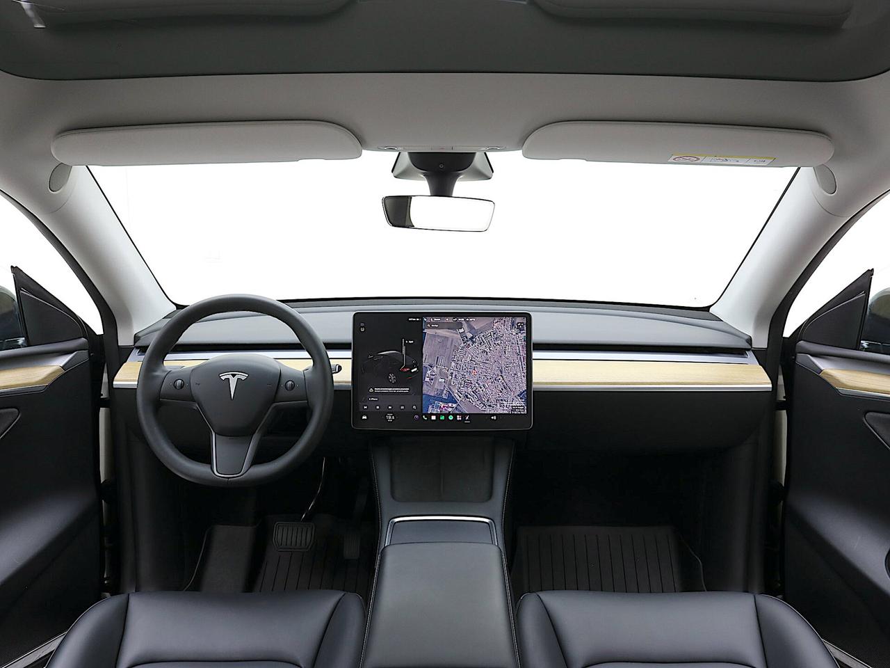 Tesla Model Y Long Range Dual Motor AWD