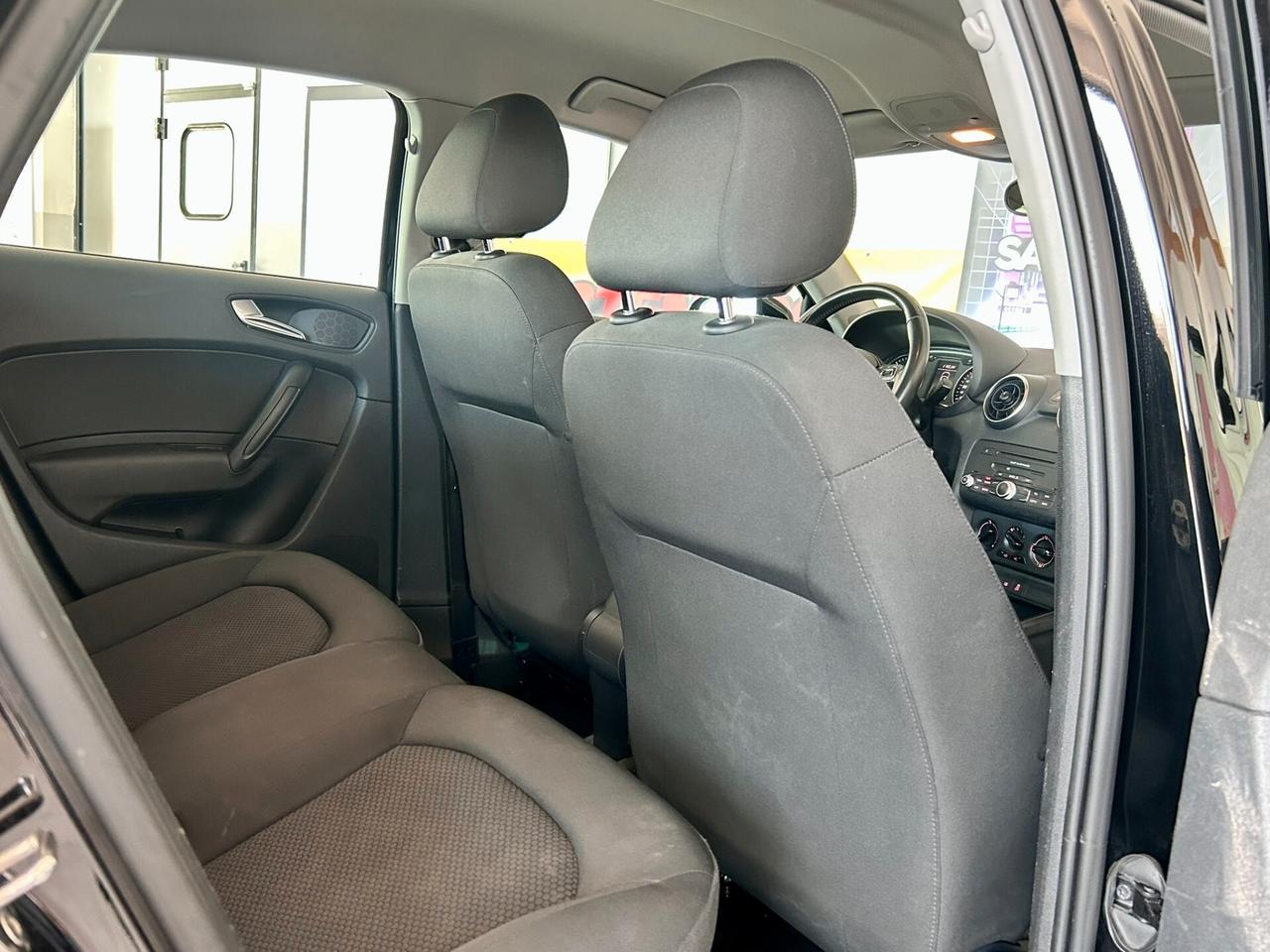 Audi A1 *AUDI A1*5 PORTE* SUPER ONESTA* NEOPATENTATI* NAVI* CLIMA*