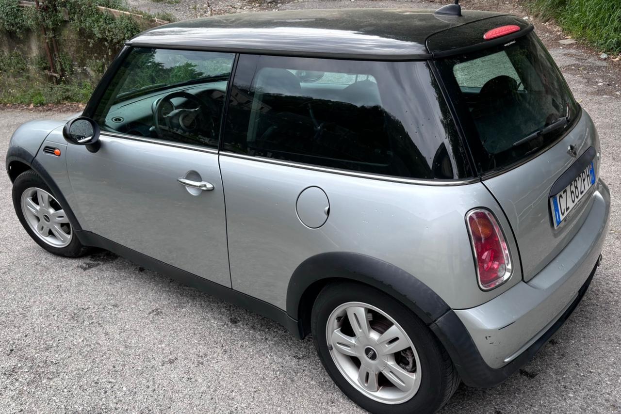 Mini 1.6 16V Cooper