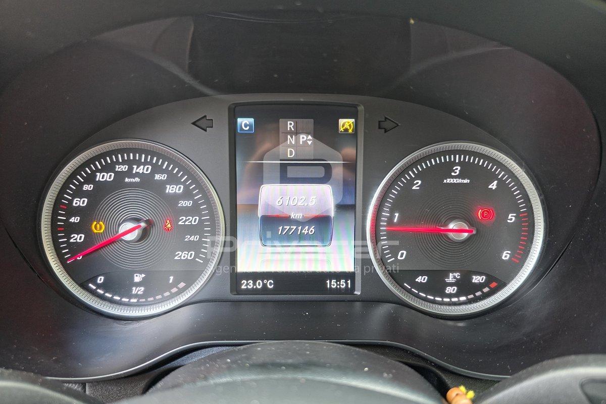 MERCEDES GLC 220 d 4Matic Business