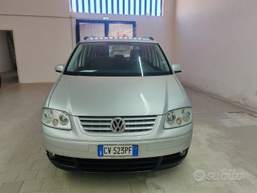 Touran 5 posti