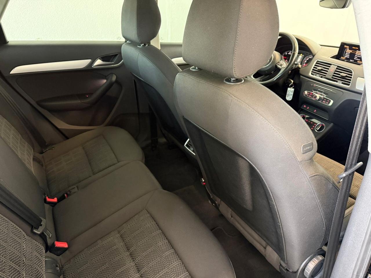 Audi Q3 2.0 TDI 150 CV Sport 6m Full Led