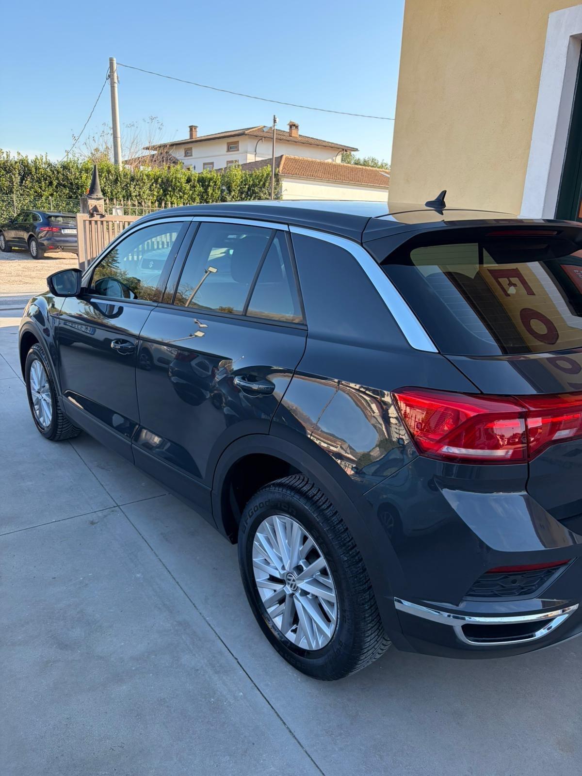 Volkswagen T-Roc 1.6 TDI SCR Advanced BlueMotion Technology