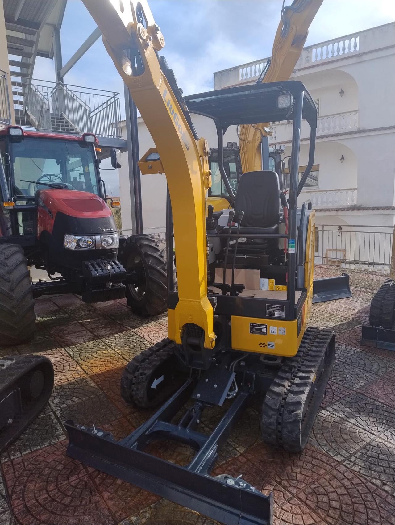 Escavatore Nuovo LiuGong 9018F (18 Quintali)