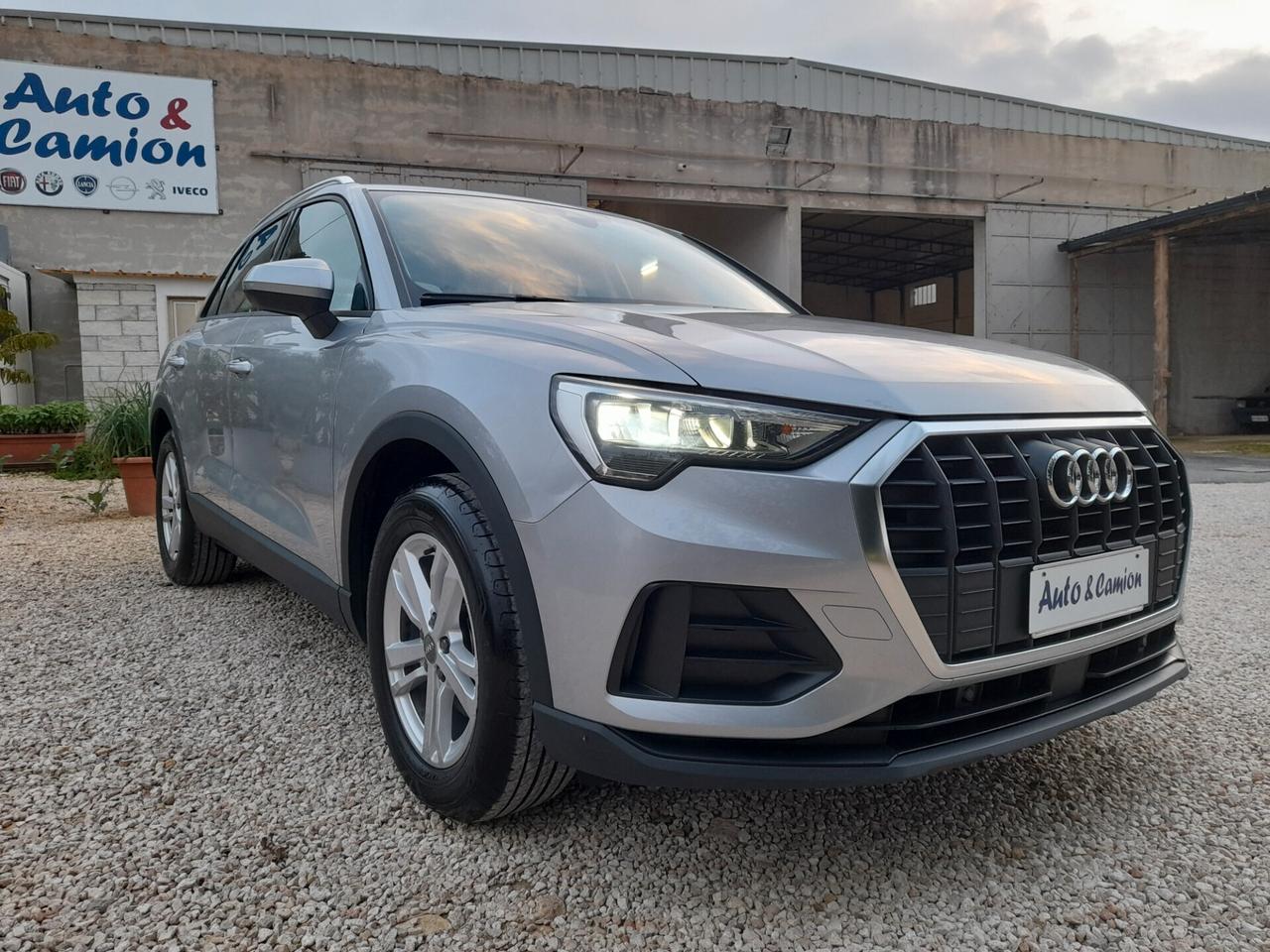 Audi Q3 35 TDI S tronic Business Advanced