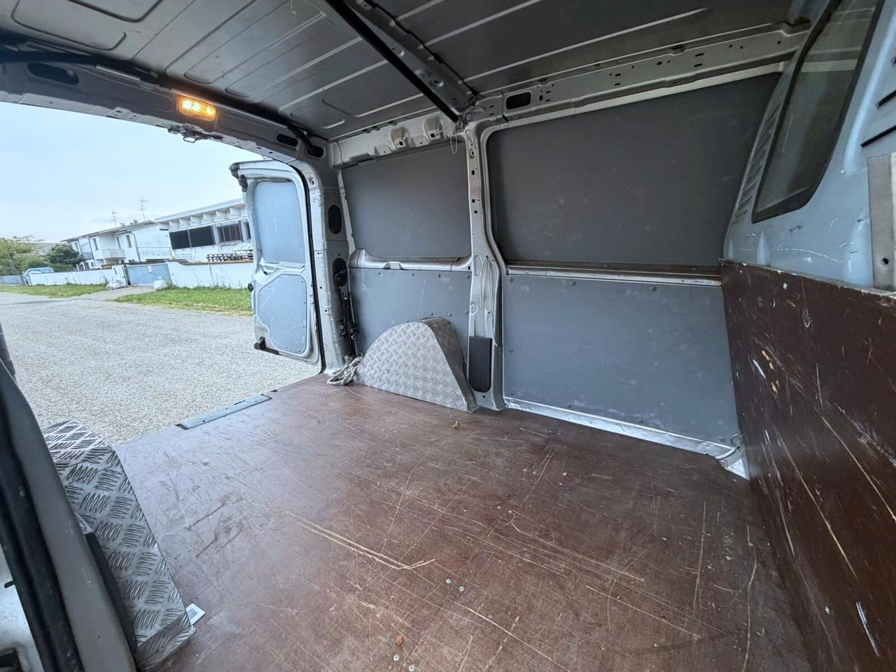 Peugeot Expert 2.0 HDi 120CV PC-TN 10Q Furgone