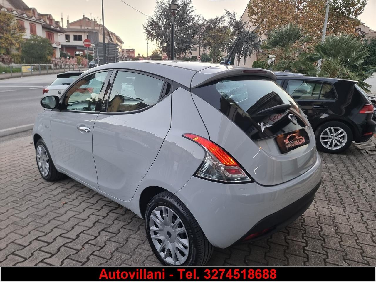 LANCIA YPSILON 1.0 CV 70 ECOCHIC Hybrid GOLD 2021