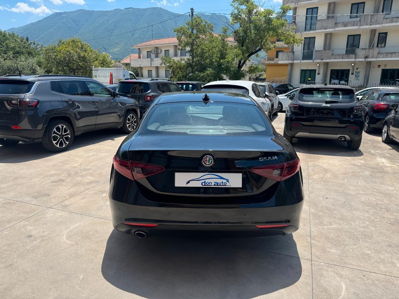 Alfa Romeo Giulia 2.2 Turbodiesel 136 CV AT8 Business