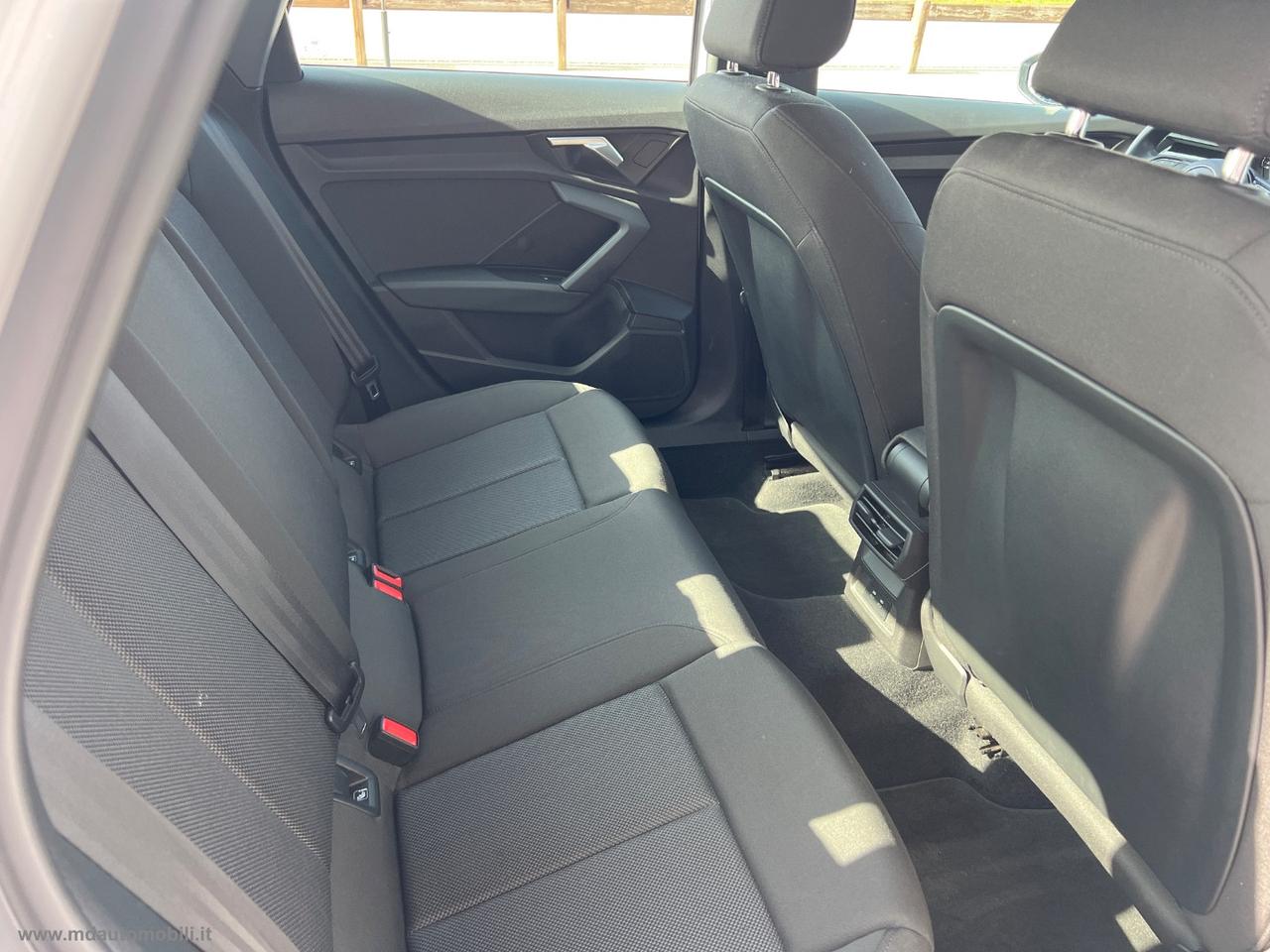 AUDI A3 Sedan 30 TFSI Business SOLO KM.53000