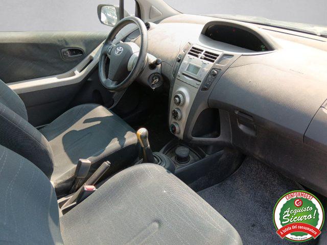 TOYOTA Yaris 1.3 3 porte