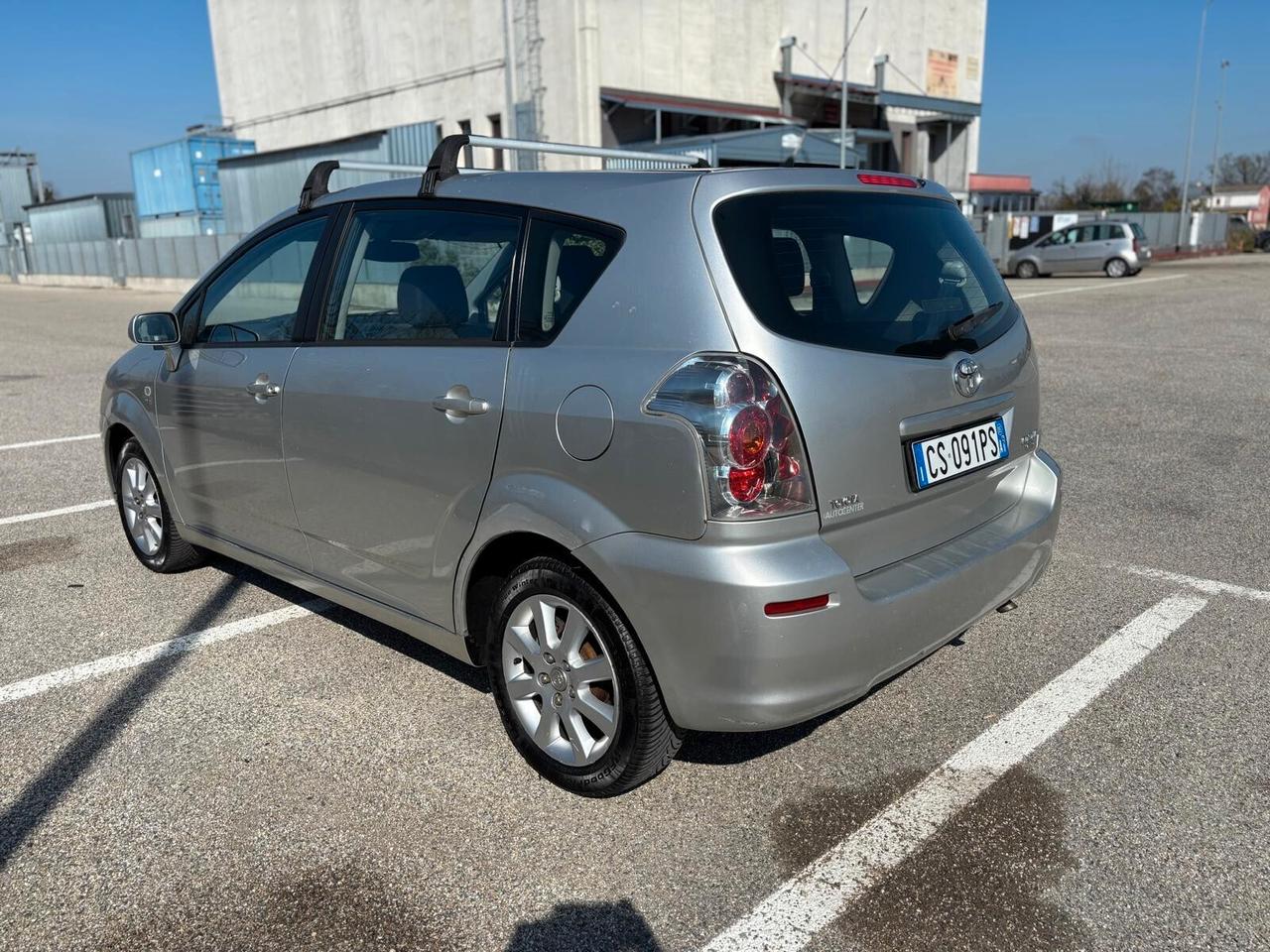 Toyota Corolla Verso 1.8 16V Sol 7 POSTI tagliandata sempre in concessionario toyota UNICO PROPRIETARIO