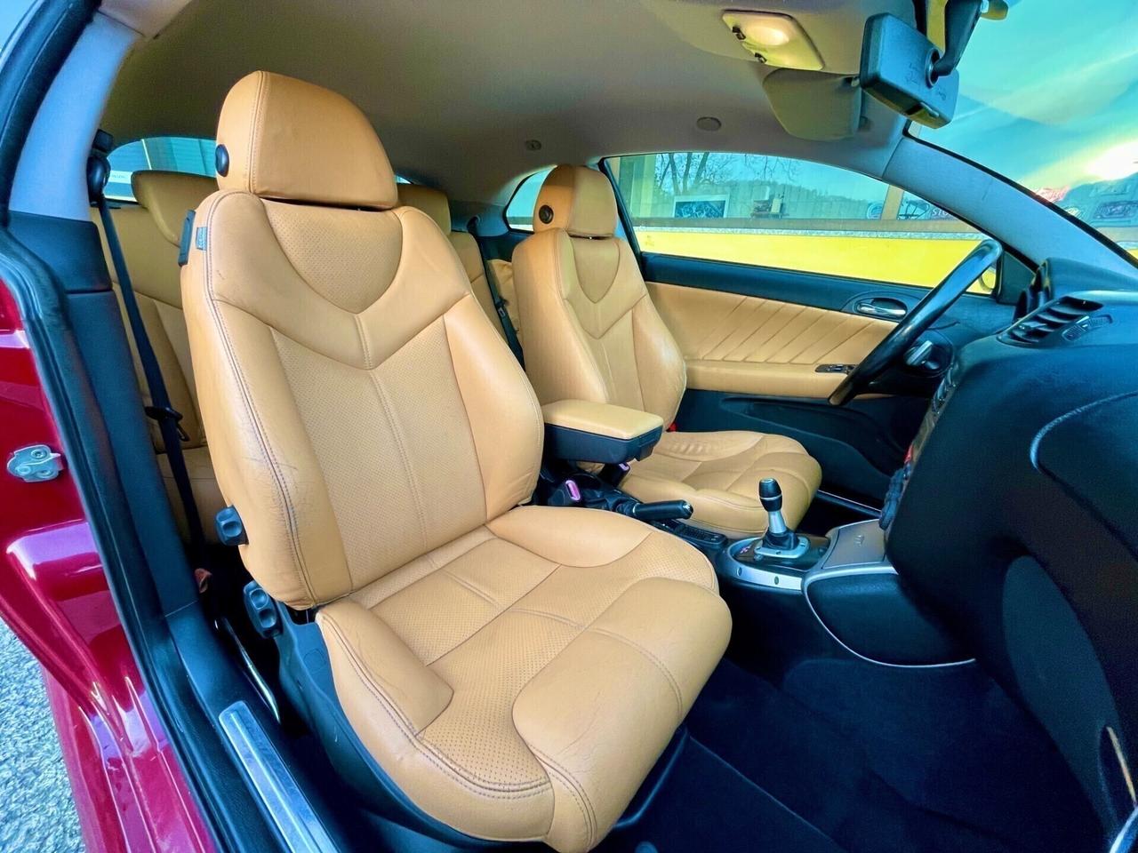 Alfa Romeo GT 2.0 JTS 16V Selespeed Distinctive