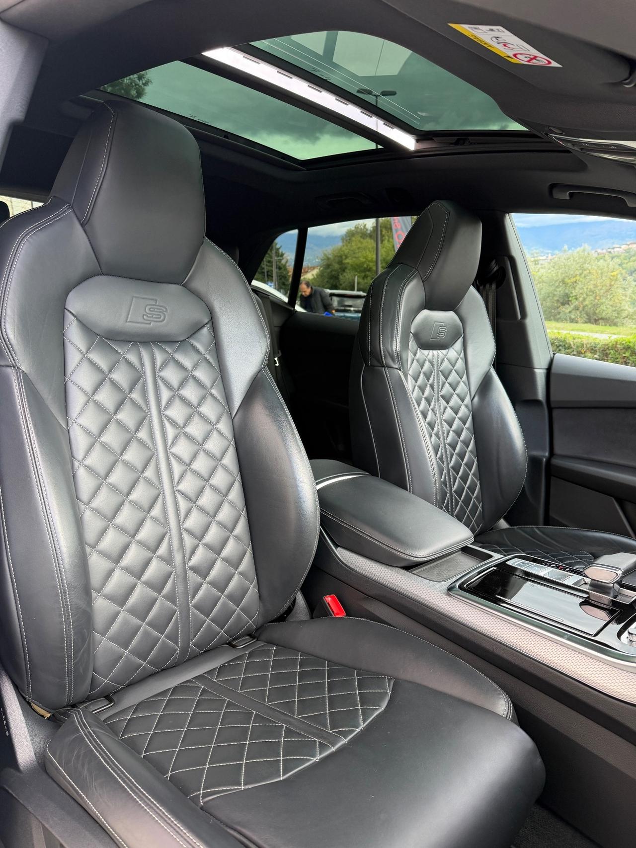 Audi Q8 50 TDI 286 CV S line TETTO GUSCIO 23