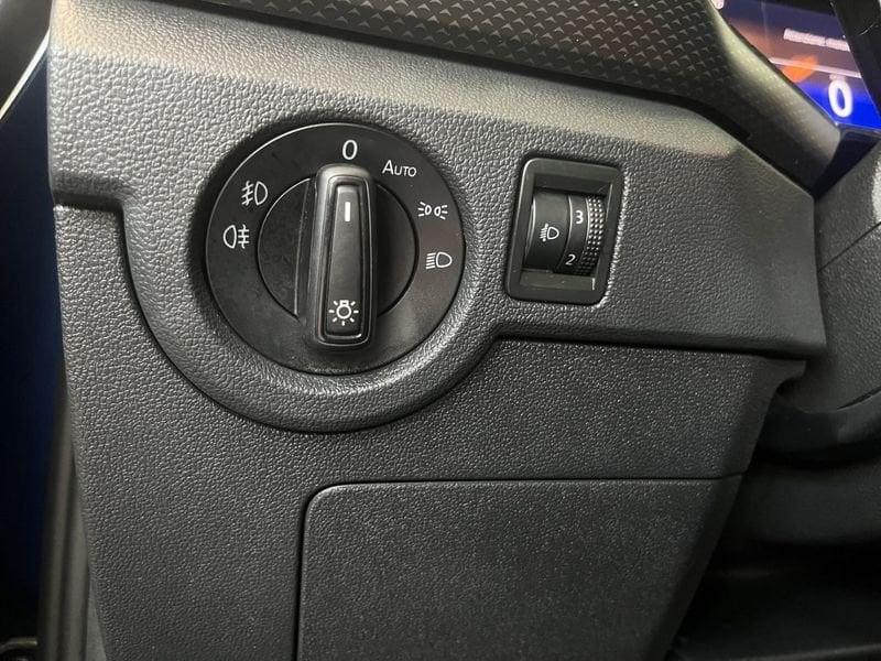Volkswagen T-Cross T-Cross 1.0 tsi Style 110cv