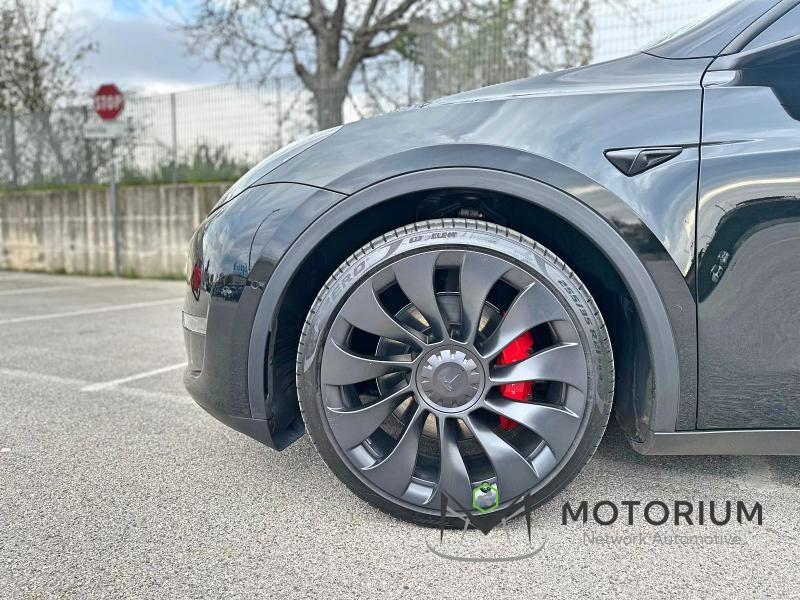 Tesla Model Y Performance AWD 75 KW 515 CV