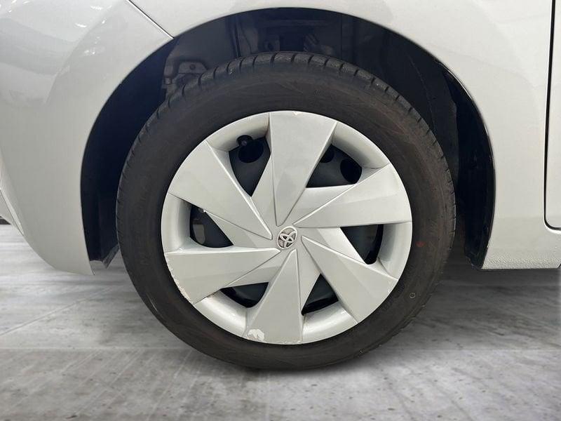 Toyota Aygo Aygo 5p 1.0 x-play my15