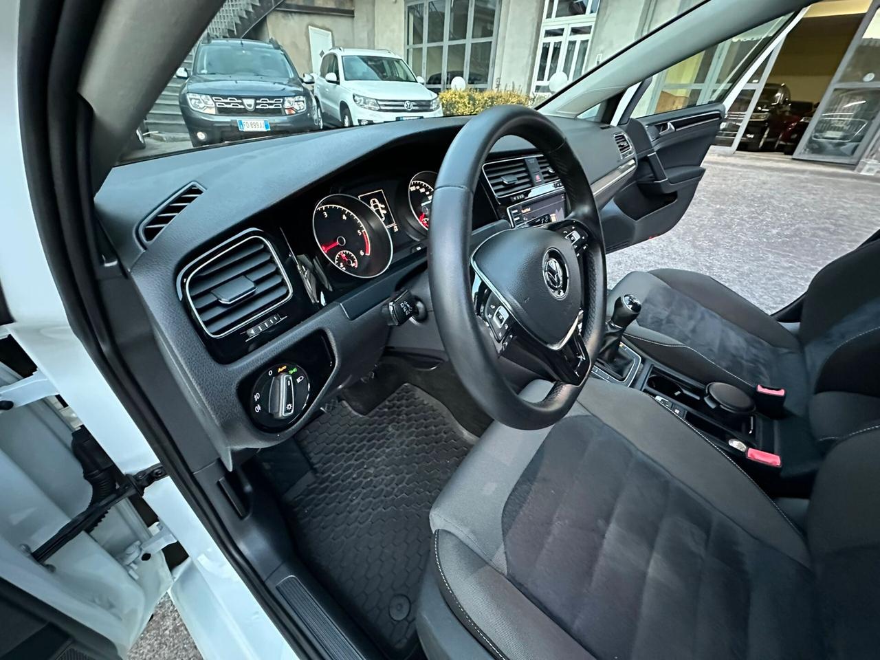 Volkswagen Golf 2.0 TDI 5p. Highline BlueMotion Technology