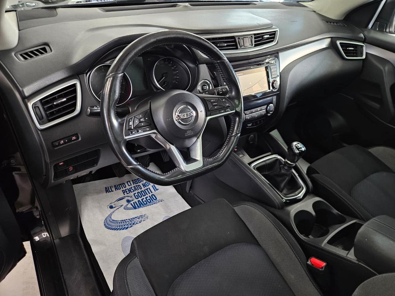 Nissan Qashqai 1.2 DIG-T Visia - TETTO PANORAMICO - NEOPATENTATI