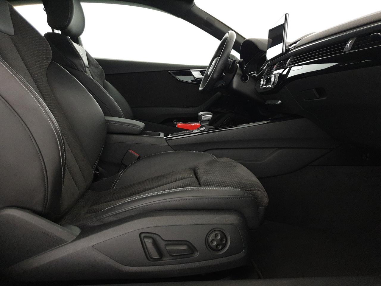 Coupè 3.0TDI 347CV quattro tiptr Sport Attitude