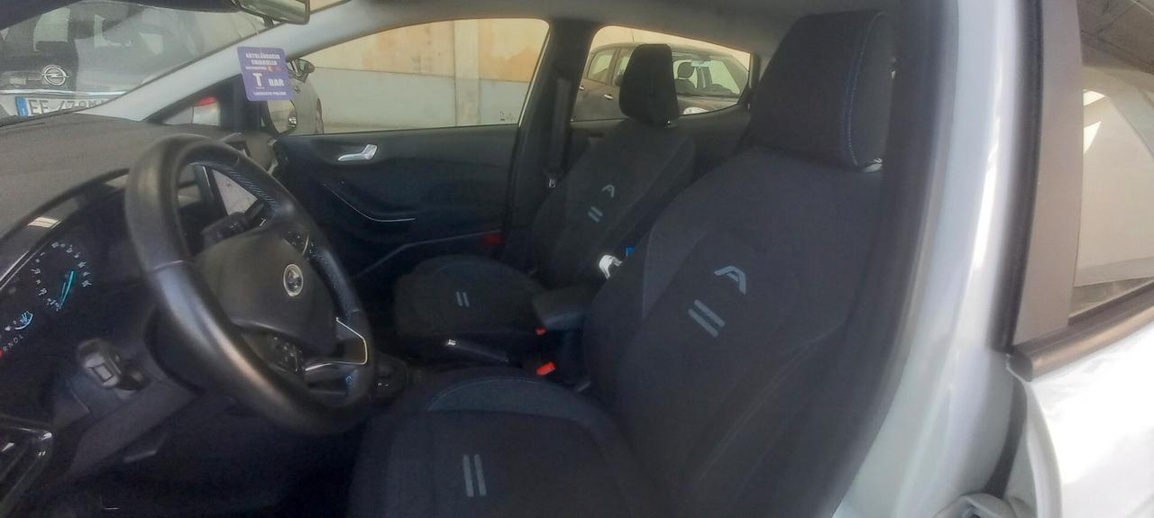 Ford Fiesta 1.0 Ecoboost Hybrid Active cross