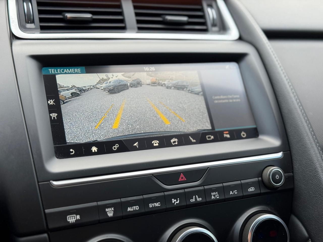 Jaguar E-Pace 2.0D 180 CV AWD R-Dynamic