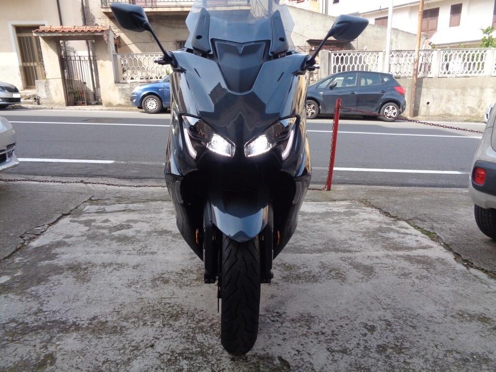 YAMAHA T MAH 560 TECH - MAX (FINANZIABILE)