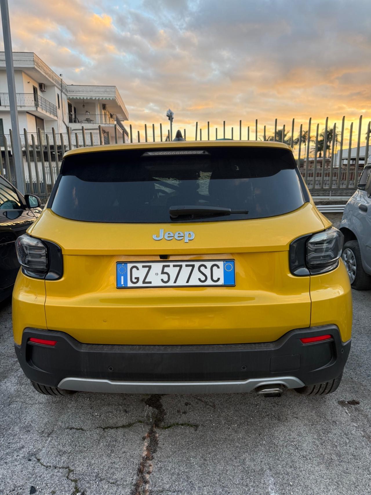 Jeep Avenger 1.2 Turbo 100 CV Summit