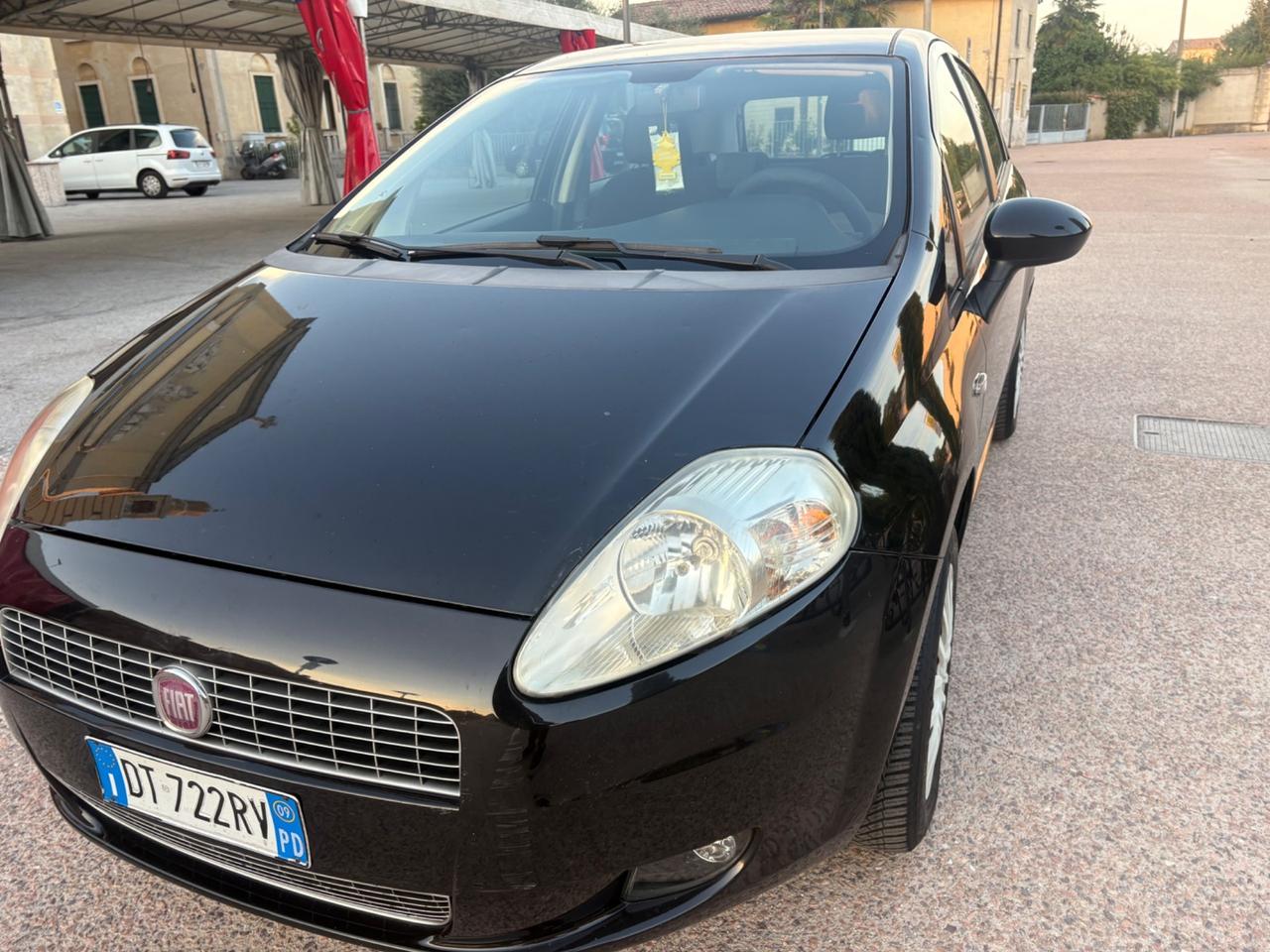 Fiat G. Punto 1.4 benzina & metano ok neo patentati