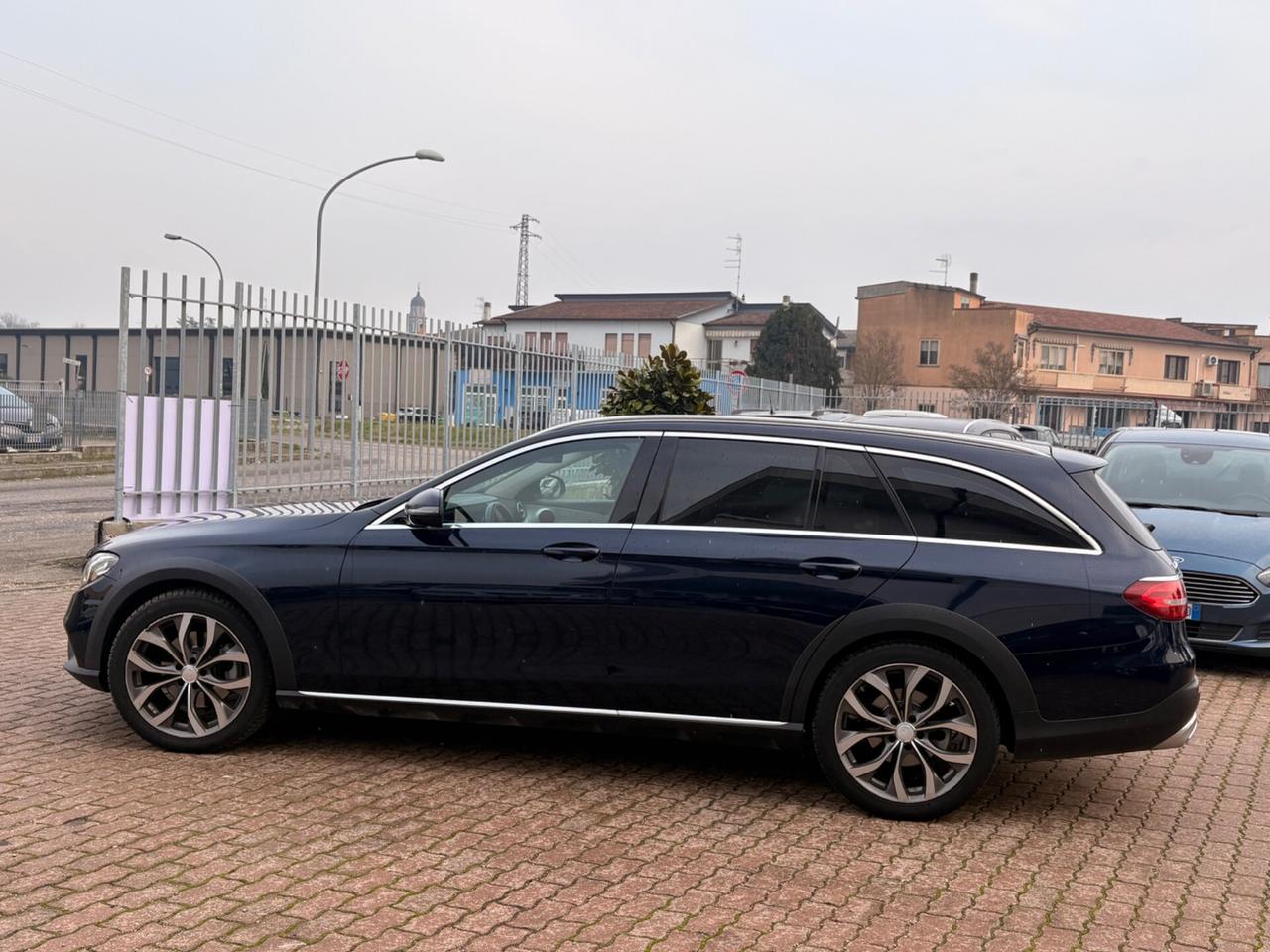 Mercedes-benz E 220 d S.W. 4Matic Auto Premium Plus All-Terrain