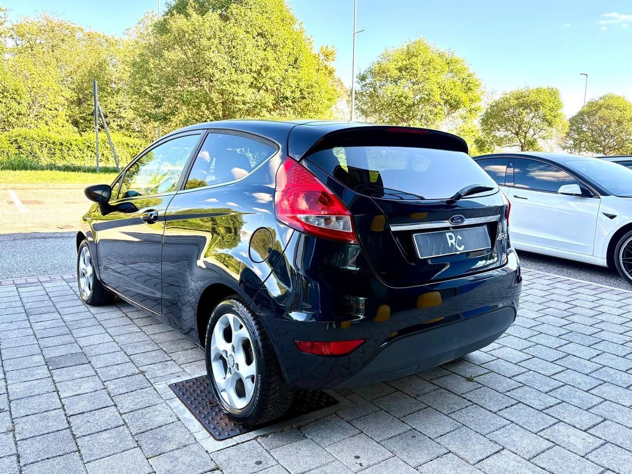 Ford Fiesta 1.4 GPL Neopatentati