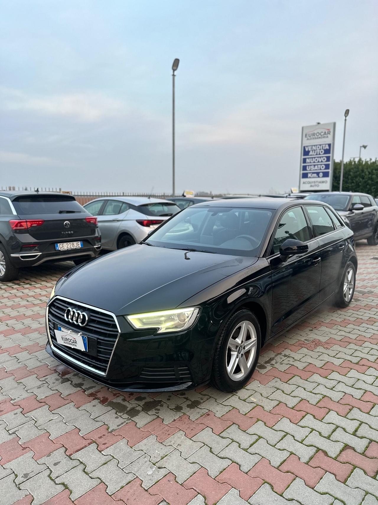 Audi A3 SPB 30 g-tron S tronic Business