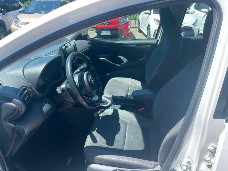 Toyota Yaris Hybrid Active MY22 IVA ESPOSTA COMPRESA