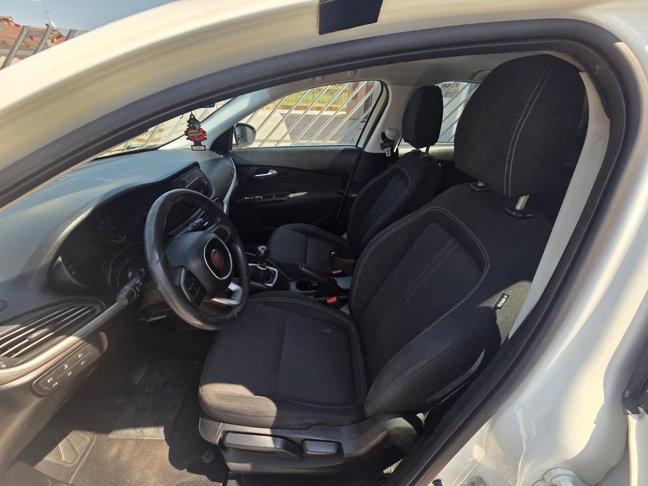 Fiat Tipo 1.6 Mjt S&S 5 porte Business