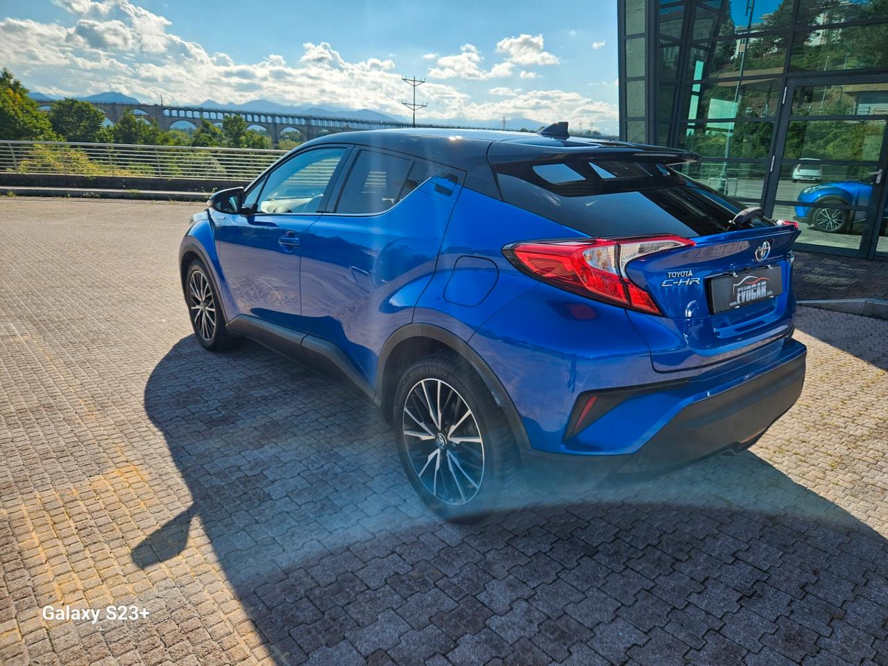Toyota C-HR 1.8 Hybrid E-CVT Lounge
