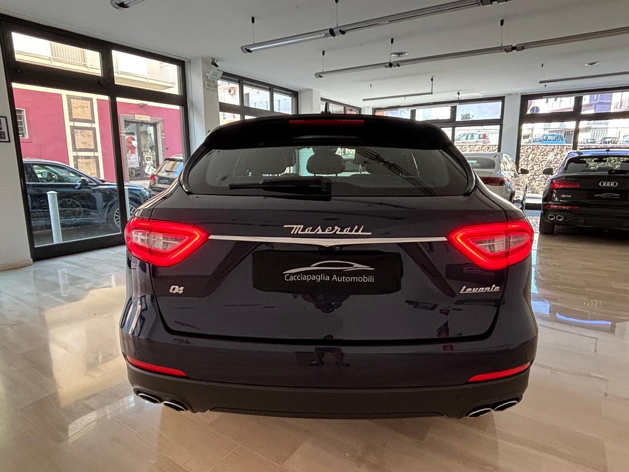 Maserati Levante 3.0 V6 Q4 Granlusso 275cv auto 2018