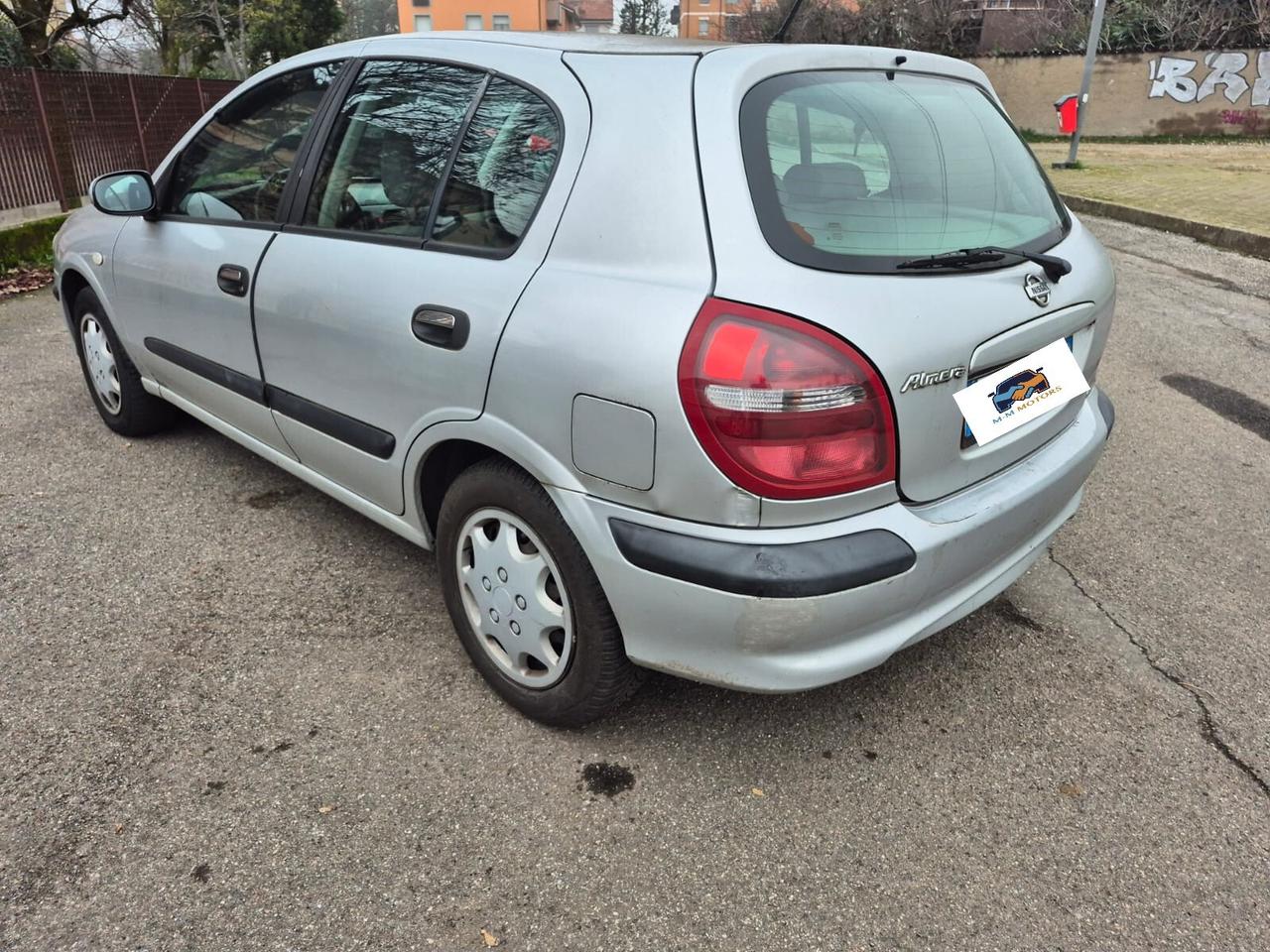 Nissan Almera Tino 5 porte 12 MESI DI GARANZIA