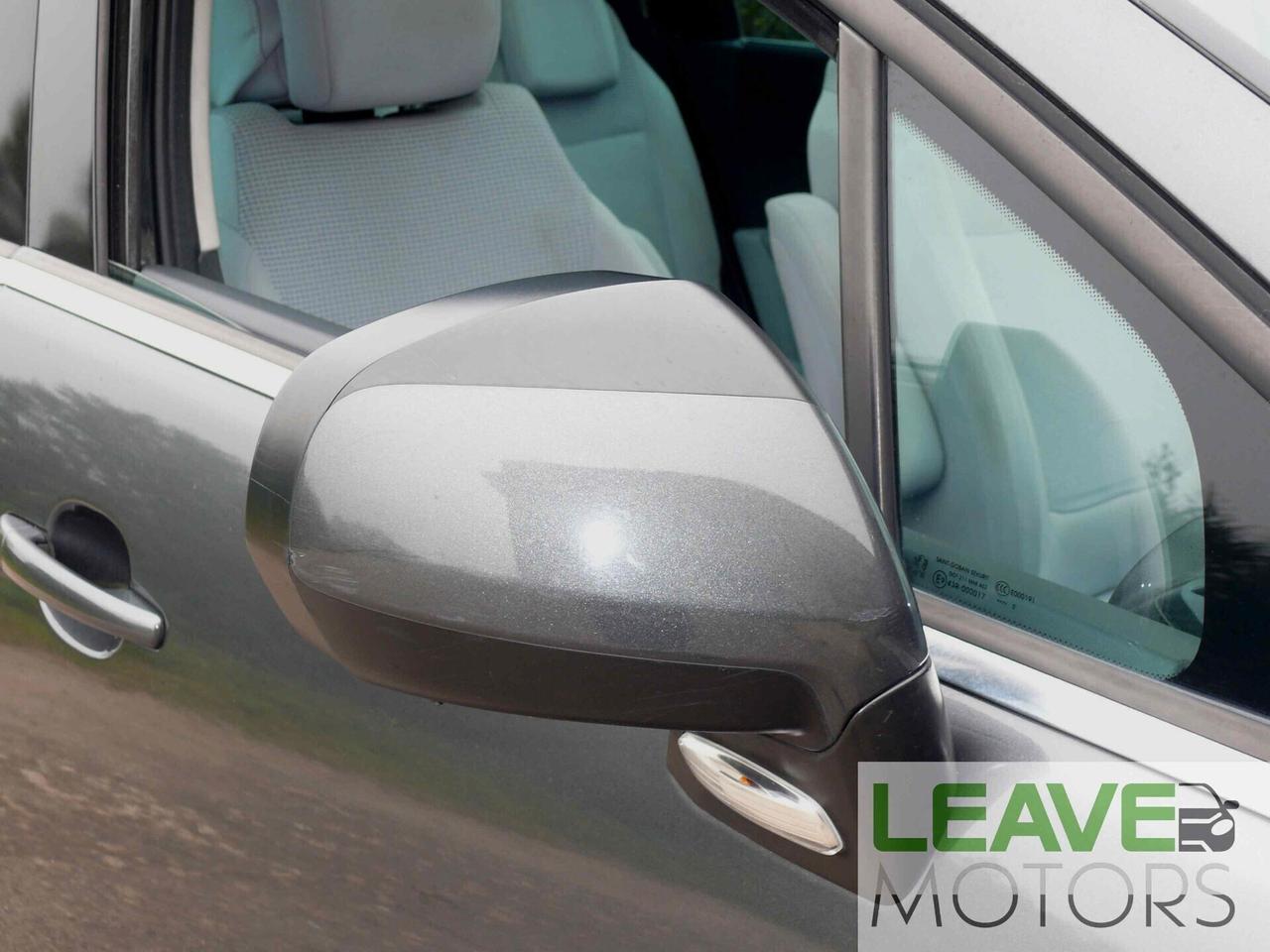 Peugeot 5008 2.0 HDi 150CV Féline (M1468)