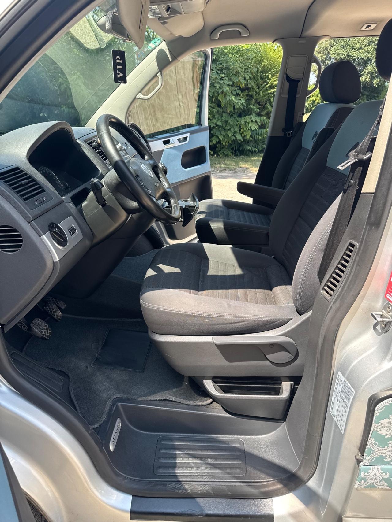Volkswagen Multivan T5 Atlantis 2.5 TDI 174 CV 4Motion – 7 Posti – Omologato Autocaravan