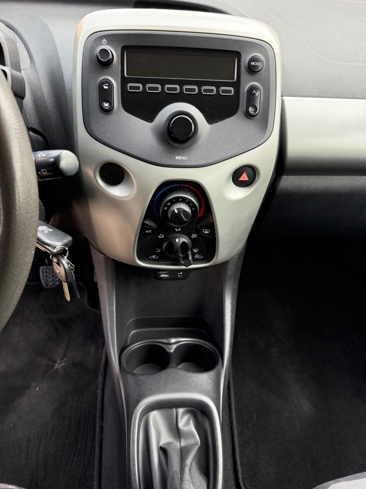 Peugeot 108 VTi 68 5 porte Allure