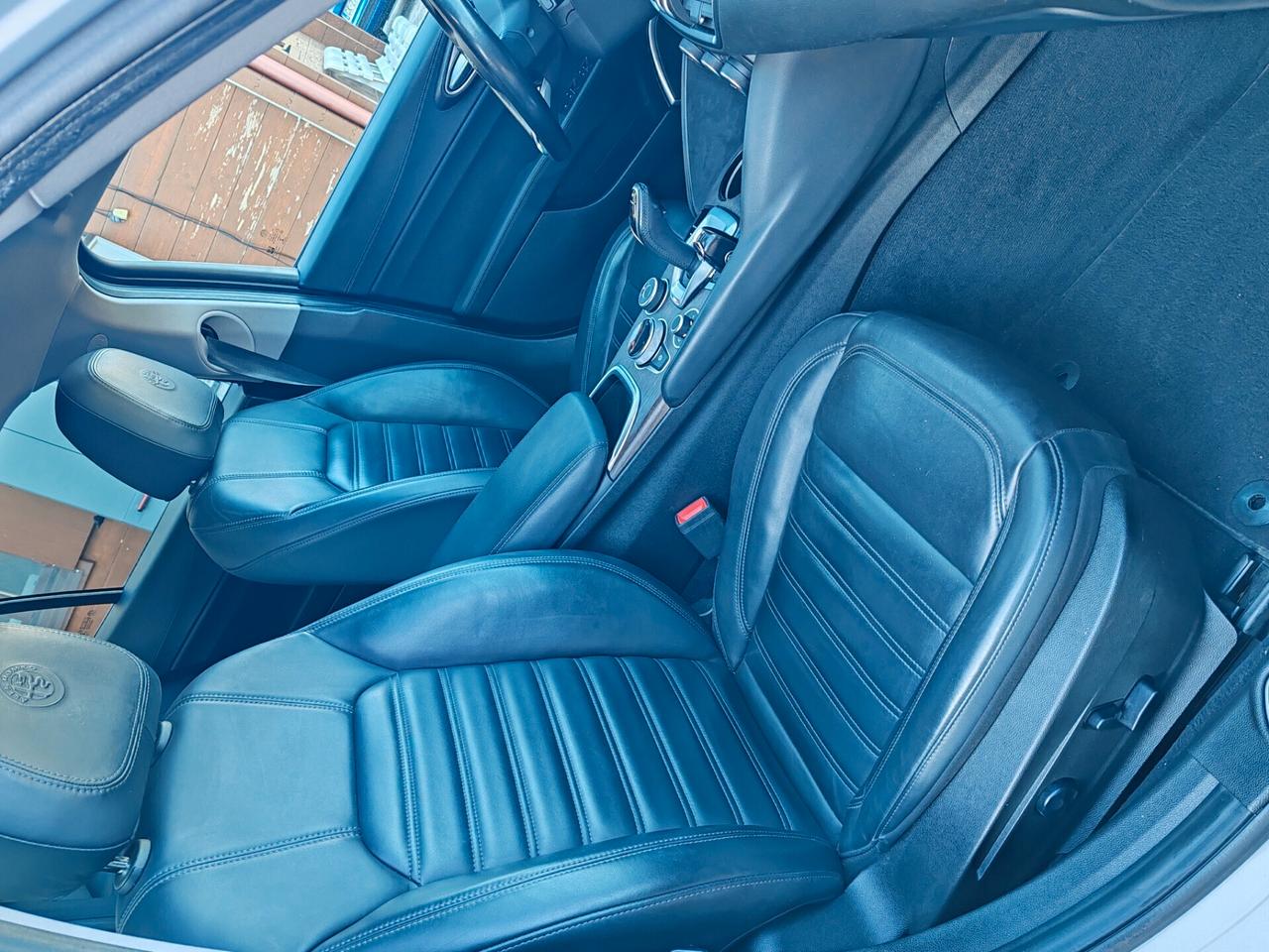 Alfa Romeo Giulia 2.2 TD AT8 190cv Ti